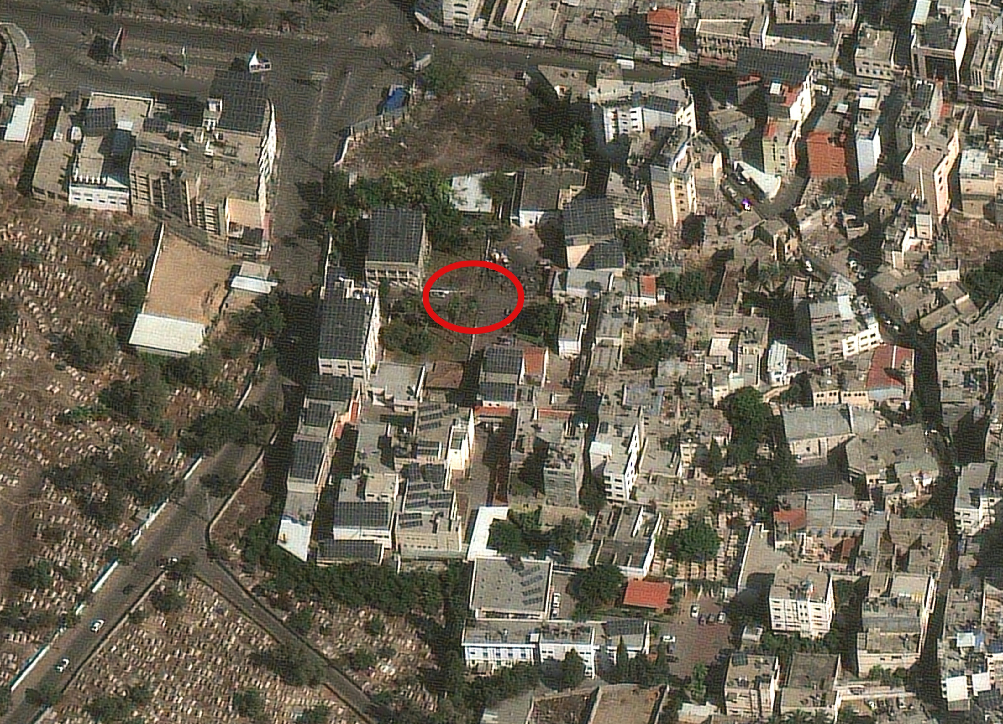 photo satellite du 19 octobre 2023 après la frappe sur l'hôpital Al-Ahli à Gaza