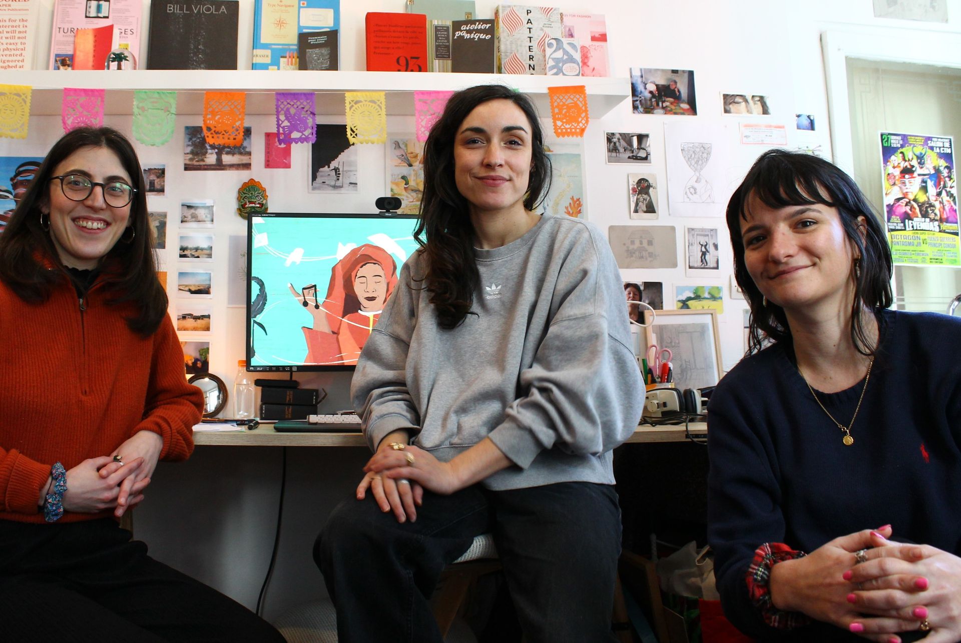 Margot de Balasy, Mélody Da Fonseca et Andréa Reille, dans leur atelier parisien.